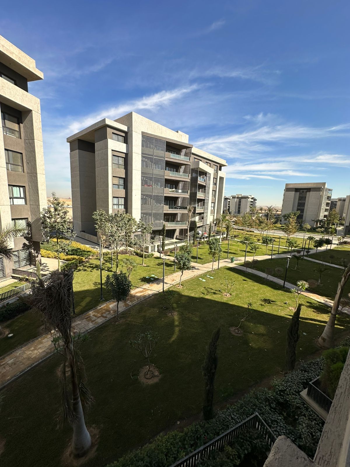 شقة في مدينتي 146 م2 للبيع تقسيط بحري على حديقة كبيرة تشطيب سوبر لوكس استلام فوري بمقدم 6,355,261 ج 